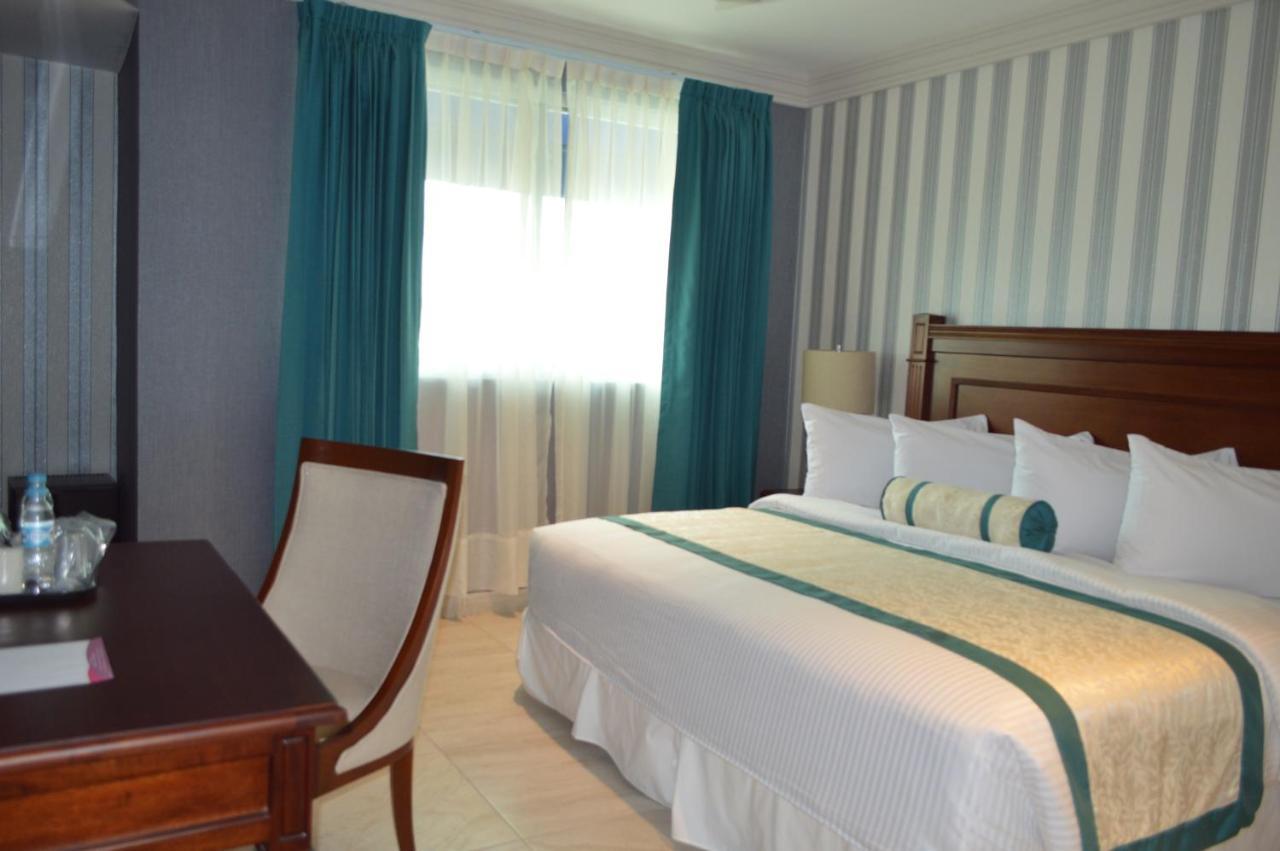 Hotel Villa Magna Poza Rica Eksteriør billede