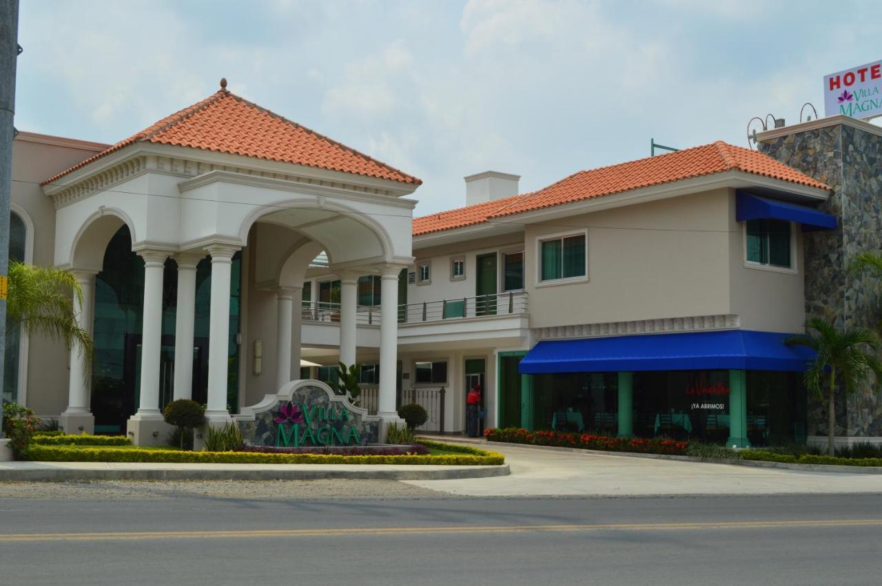 Hotel Villa Magna Poza Rica Eksteriør billede